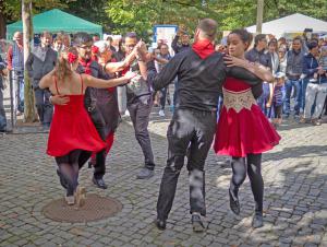 Interkulturelles Straßenfest im Rahmen der IKT 2019